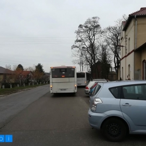 Autobus czy pociąg? Czyli możliwości komunikacyjne naszej gminy 